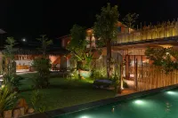 Chuon Chuon Retreat - Rooftop Pools