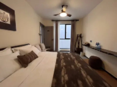 YEZA INN Các khách sạn gần Hire N' Drive Kenya Ltd.