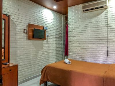 シングルルーム ウィスマ アリーズ ホテル ジョグジャカルタの写真