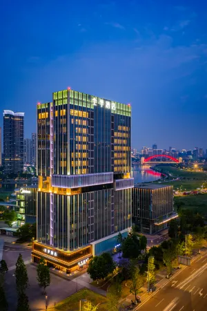 Ji Hotel (Luhu Branch, Tianfu New Area, Chengdu) Отели рядом с достопримечательностью «A4X»