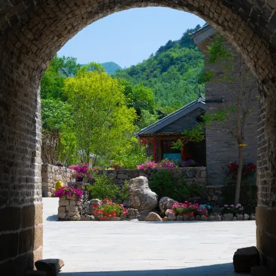 Beijing Mianhuatang Castle Resort Homestay Hotels near Yunxiugu Sceneic Area