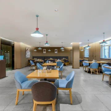 Homeinn · neo (Urumqi Nanhu Beilu Subway Station)
