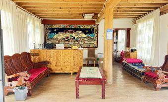 Ruoergai Huanghe Jiuqu Daying Hotel