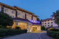 Starway Hotel (Wuyishan Tourist Resort) Hotels near Sangu Resort
