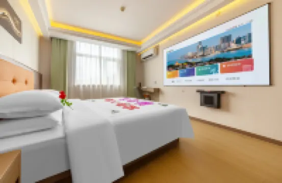 Nanye Cincma Hotel