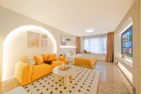 Senye · Joyful | Designer Luxury | Movie Homestay