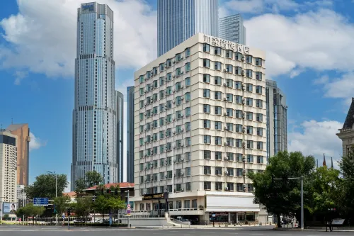 Homeinn Plus Hotel (Tianjin Five Avenue Nanjing Road Xiaobailou Subway Station)