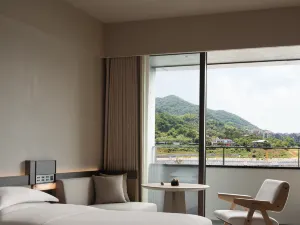 Dongjiang Lake Zixi Rusi Cultural Hotel