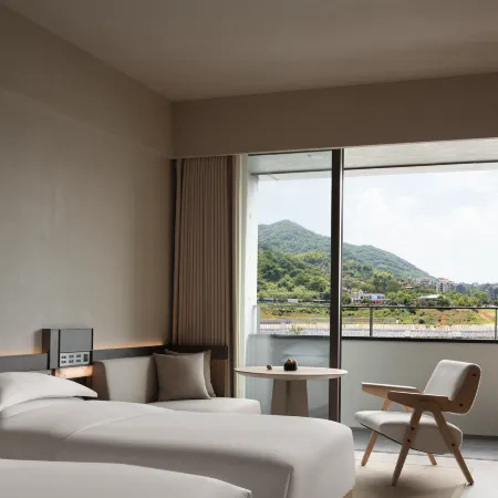 Dongjiang Lake Zixi Rusi Cultural Hotel