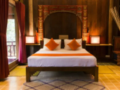 Maisons Wat Kor Hotels in Battambang