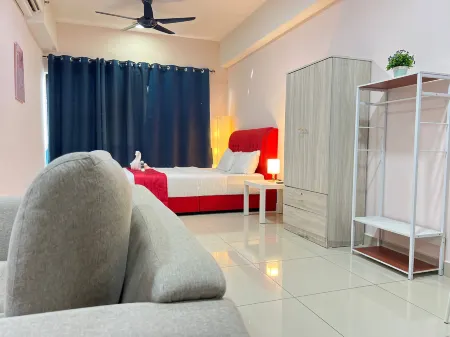 PremierHive - Smart Suites Cyberjaya Отели рядом с достопримечательностью «Таман Тасайк Сайберджая / Сайберджая Лейк Гарденс»