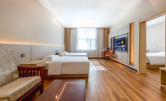 Golmud Fengjin Hotel (Salt Lake Plaza)