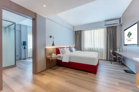 Sprout&Garden Yueya Hotel (Zhuhai Gongbei Port Fuhuali) Отели рядом со станцией Zhuhai Railway Station