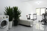 Xiajiaermojiudian - Gym