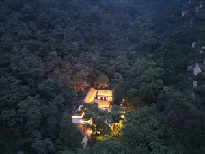 Floral Hotel·Mountain House Taohuayuan hotel (Taishan Scenic Area Taohuayuan Cableway Store)