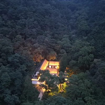 Floral Hotel·Mountain House Taohuayuan hotel (Taishan Scenic Area Taohuayuan Cableway Store) Hotels near Mount Taishan