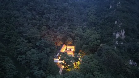 Floral Hotel·Mountain House Taohuayuan hotel (Taishan Scenic Area Taohuayuan Cableway Store) Отели рядом с достопримечательностью «Mount Taishan»