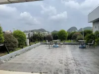 Fanbo Meidi Hotel (Guilin Railway Station Convention and Exhibition Center) Отели рядом с достопримечательностью «Центр международной выставки»