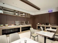 Jingu Hotel (Licheng Chenghuangmiao & County Government Branch) Hotels in Licheng