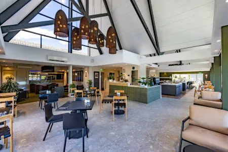 Auckland Rose Park Hotel Отели рядом с достопримечательностью «Auckland Sailing Club»