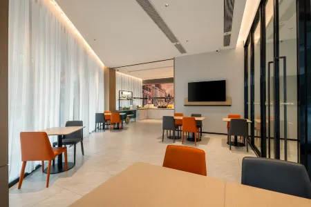 City Comfort Inn Hezhou City Square Global Color City Отели в г. Хэчжоу