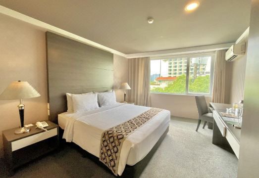 88 코트야드 호텔 썸네일