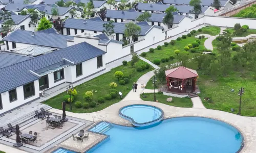 Datong Huangjing Century Hot Spring Hotel