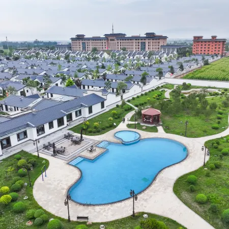 Datong Huangjing Century Hot Spring Hotel