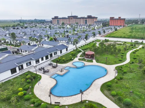 Datong Huangjing Century Hot Spring Hotel