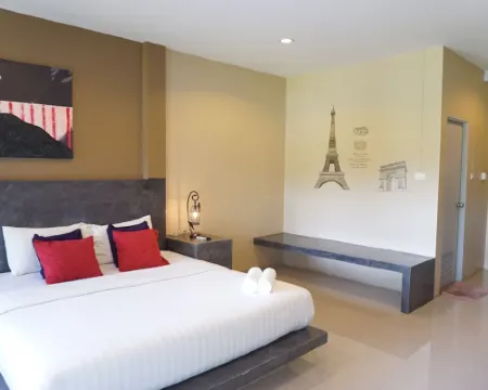 โรงแรมเพลินใจ โรงแรมในระนอง