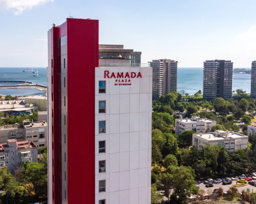 Ramada Plaza by Wyndham İstanbul Ataköy Hotels near Bakirkoy