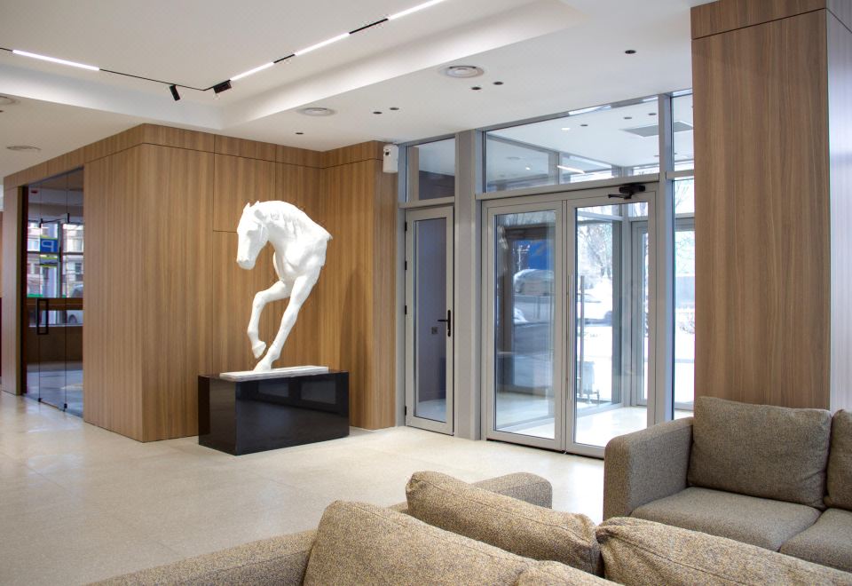 Resident Hotel Abay 로비