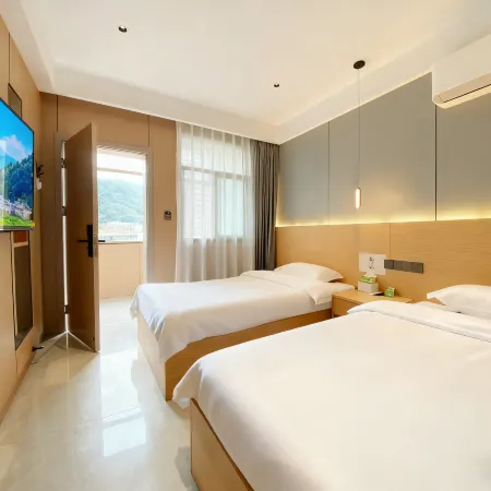Tanchang Mountain Side Homestay