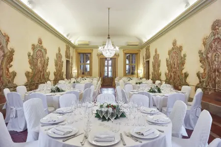 Villa Quaranta Tommasi Wine Hotel & Spa Отели в г. Буссоленго