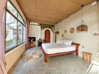 Red Sands Mui Ne Hotels near Linh Long Tu Temple