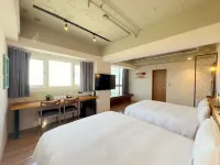 Roaders Hotel Tainan ChengDa - balcony