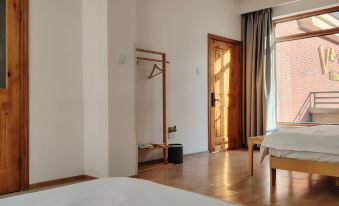 Changbai Mountain Weile Hotel(ErdaoBaihe)