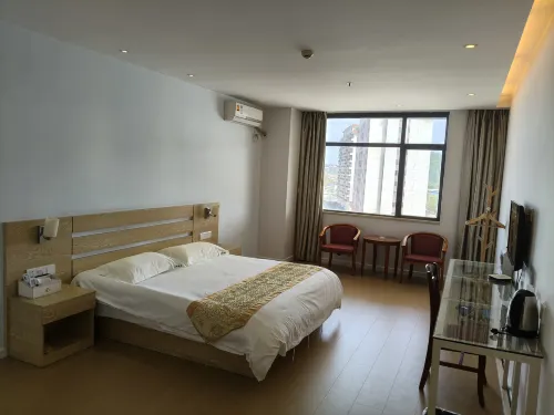 Convenient East Street Hotel Hotels in Yongfu