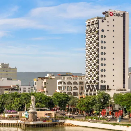 Caro Premium Danang Hotel