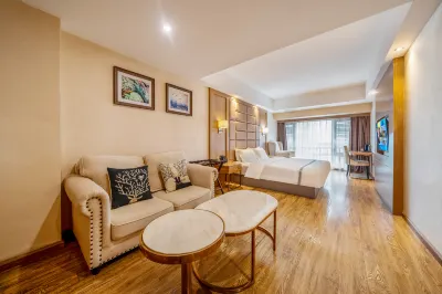 Bolisi Hotel Hôtels à : Future Ark