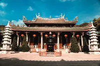 Xiamen IMAY Designer Seaview Apartment (Shimao Twin Towers Branch) - romantici