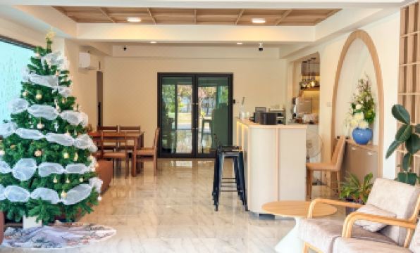 Day & Night Hotel Roi Et