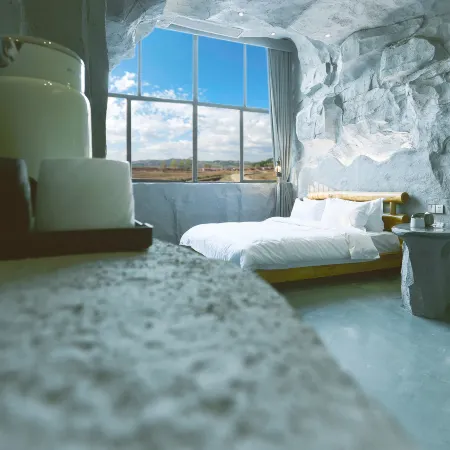 Retreat Inn