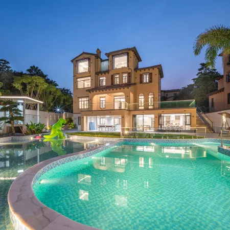 REZEN LONGHH HOTEL