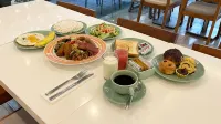 Kuta Galleria Hotel - breakfast