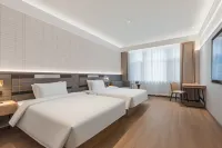 Home Inn Select Changbai Mountain West Scenic Area Tourist Center Hotel
