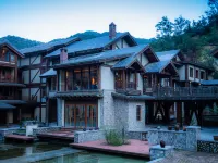 九如山諾漫堡生活情境民宿 九如山休閒旅遊度假區附近的飯店
