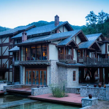 Jiuru Mountain Nuoman Castle Lifestyle Boutique Homestay