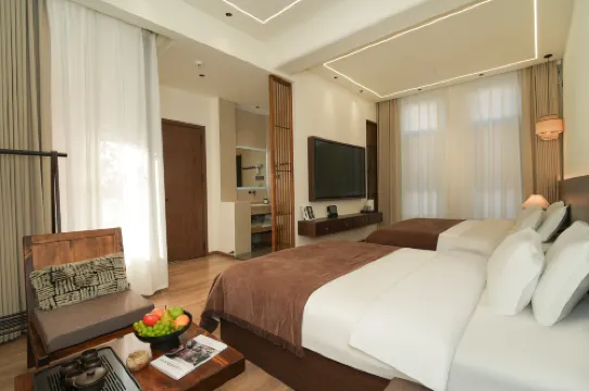 Yuying Pavilion - Designer Homestay (Weishan Ancient Town Branch)