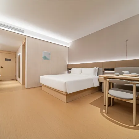 Quanji Hotel (Baimahe Metro Station Branch, Xixian New Area, Xianyang)